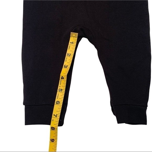 Halloween Skeleton onesie size 12 month - Picture 8 of 9